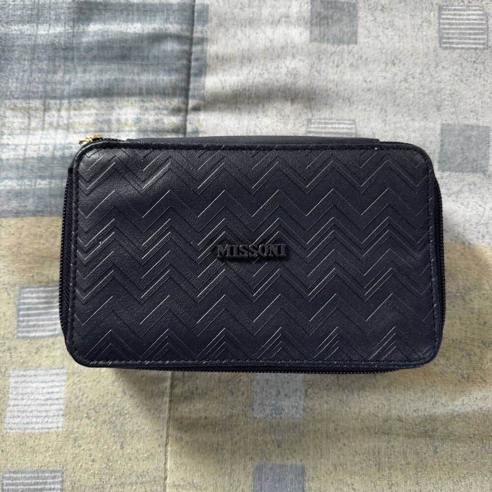Missoni Delta First Class Limited Edition Stuffed With Amenities Travel Bag
